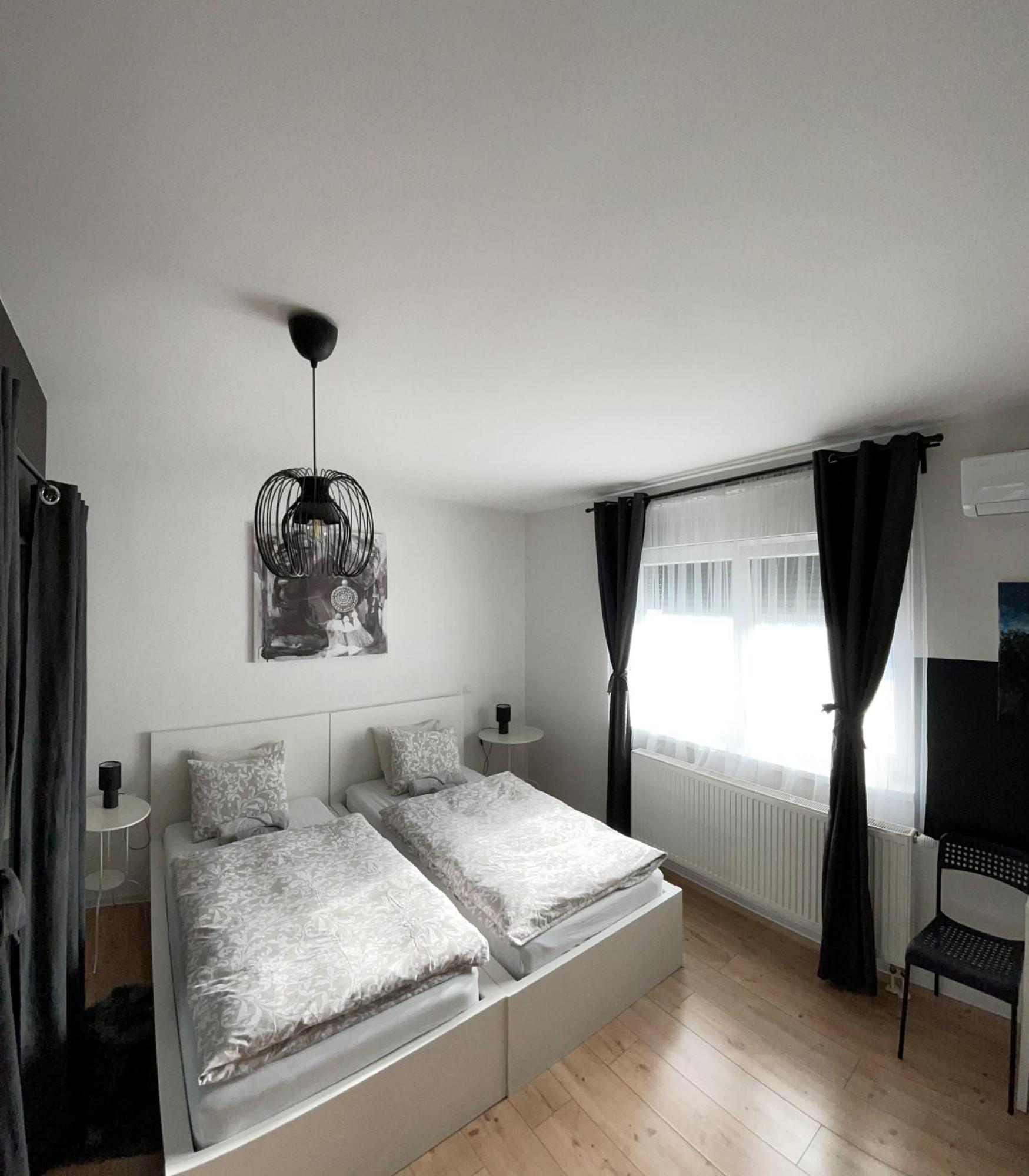 4 Stars Rooms Near Airport Scitarjevo Dış mekan fotoğraf